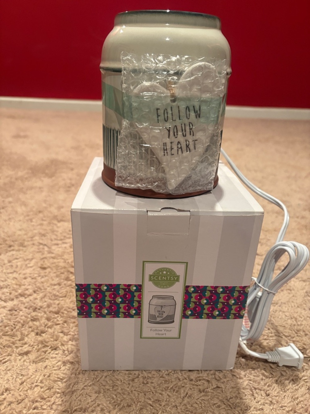 Scentsy Follow Your Heart Warmer